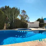 Shangrilla Con Piscina Comunitaria Calpe