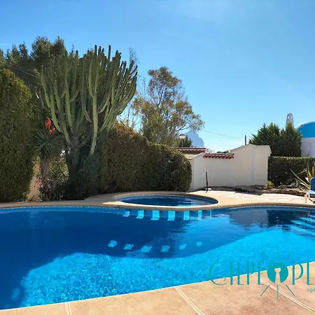 Shangrilla Con Piscina Comunitaria Calpe