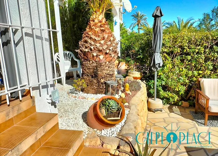 Shangrilla Con Piscina Comunitaria Feriehus