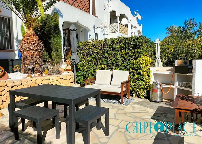 Shangrilla Con Piscina Comunitaria Feriehus