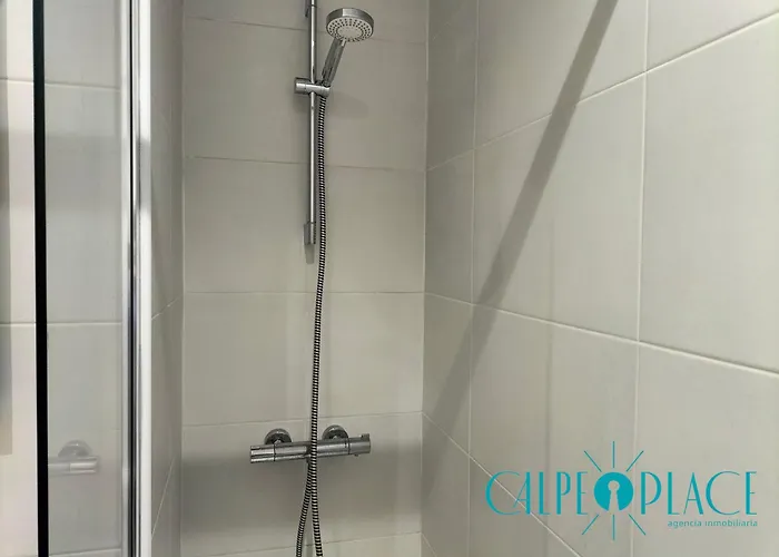 Shangrilla Con Piscina Comunitaria Feriehus