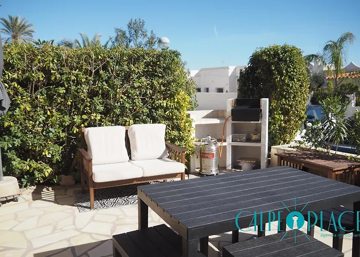 Shangrilla Con Piscina Comunitaria Calpe